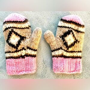 Vintage Kyber Nepal Cozy Pink and Brown Adult Mittens